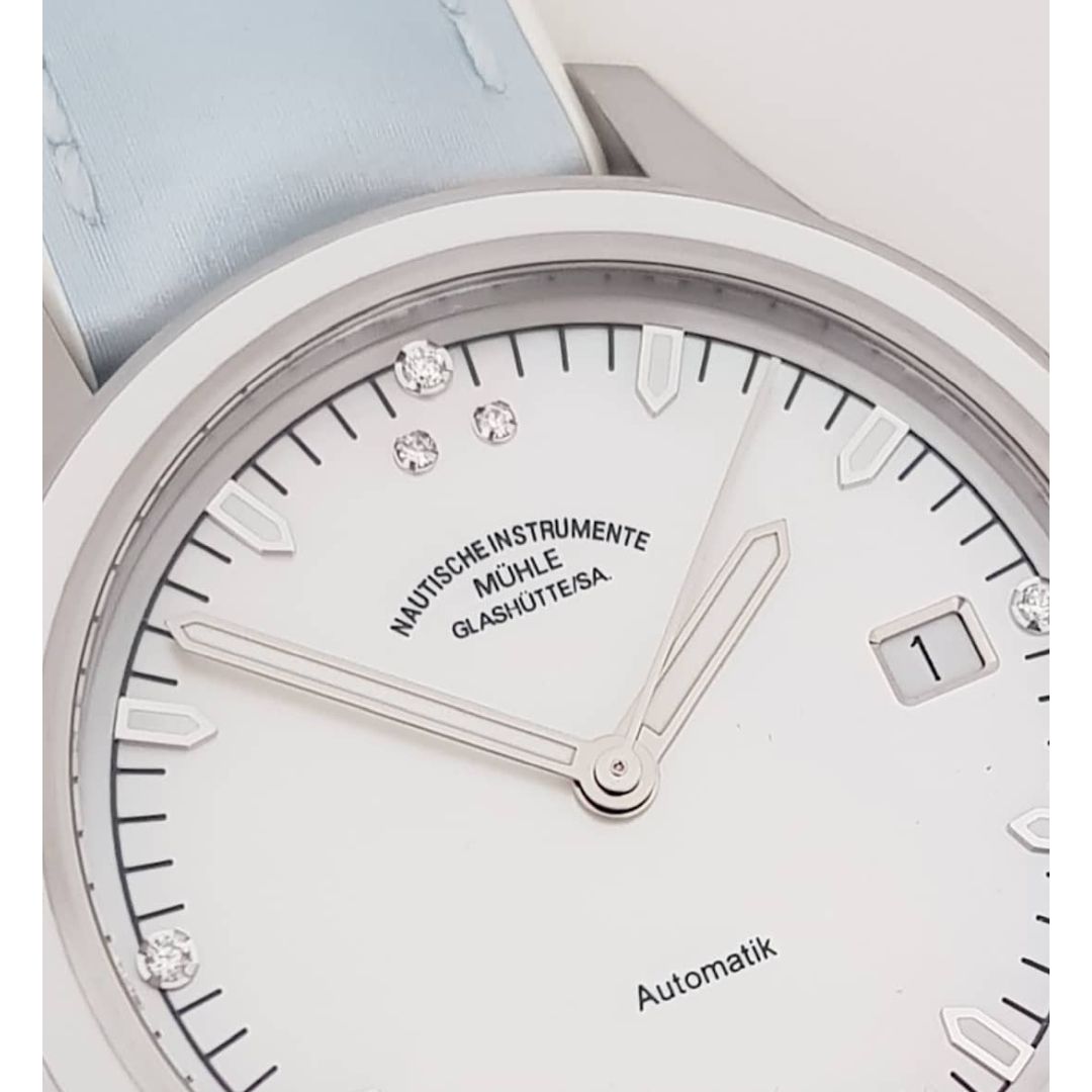 Mühle-Glashütte ProMare Lady Blue - German ladies' watch | Define Watches